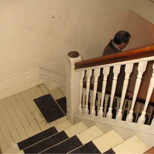 Photo d'un plancher peint peinture plomb