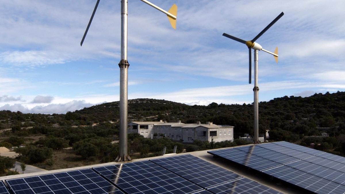 Maison nette zéro et sources d'électricité alternatives