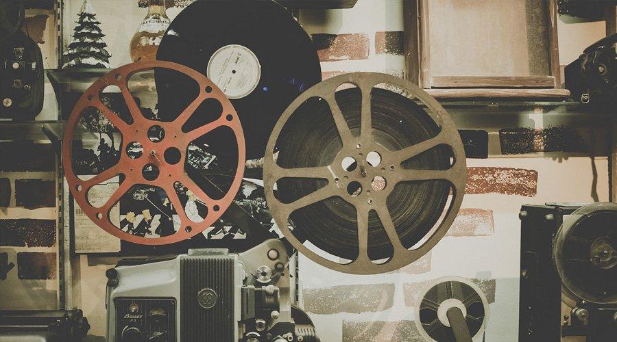 Offre de stage en cinéma: élaboration d'une série de capsules vidéos