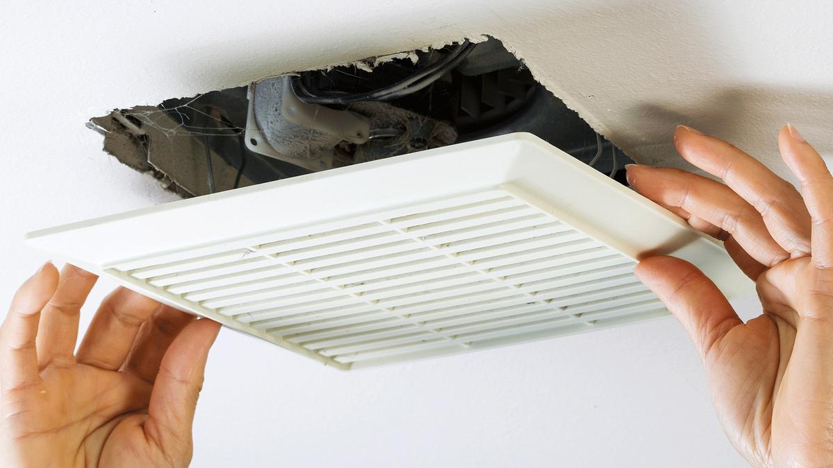 Installation d'un ventilateur de salle de bain