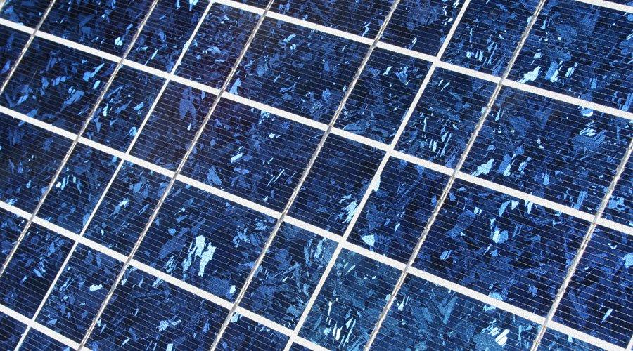 Comment la lumière peut-elle se transformer en électricité