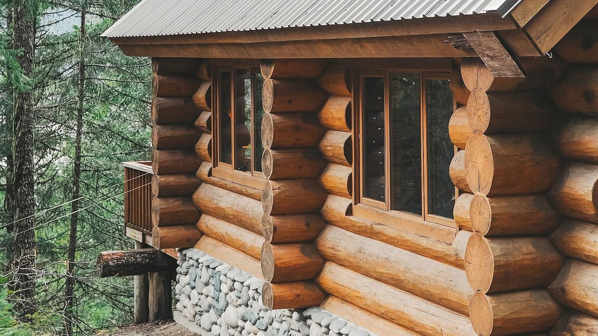 Une maison en bois rond