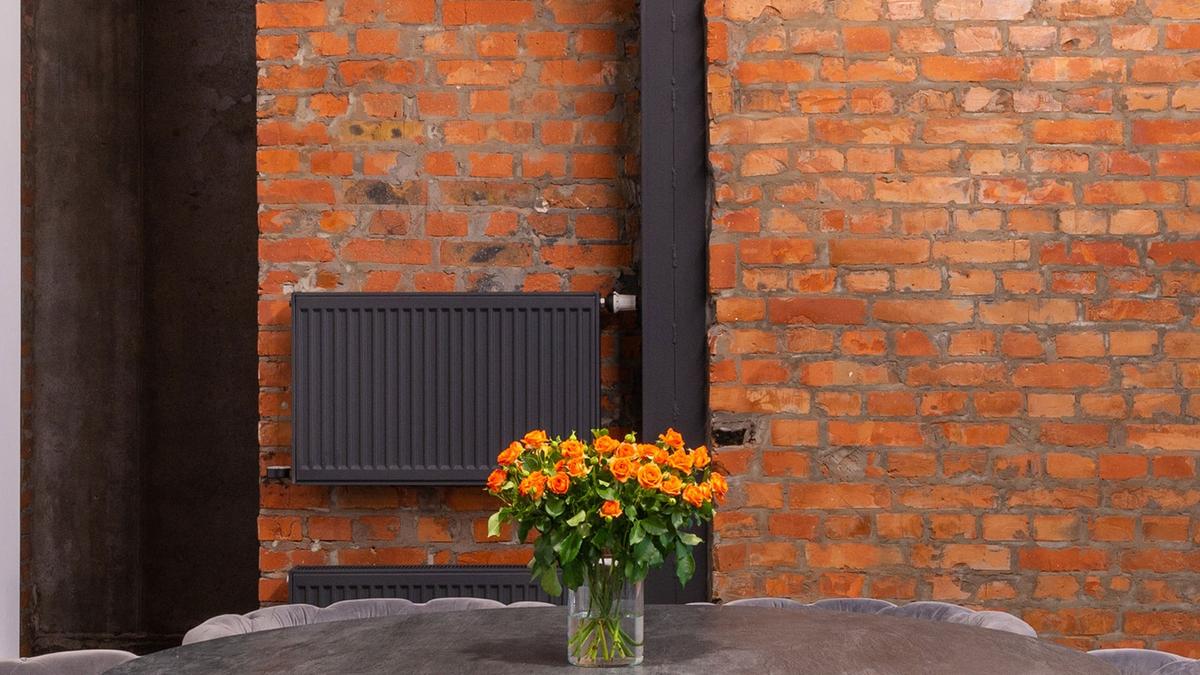 Un murs de briques constitue une bonne masse thermique
