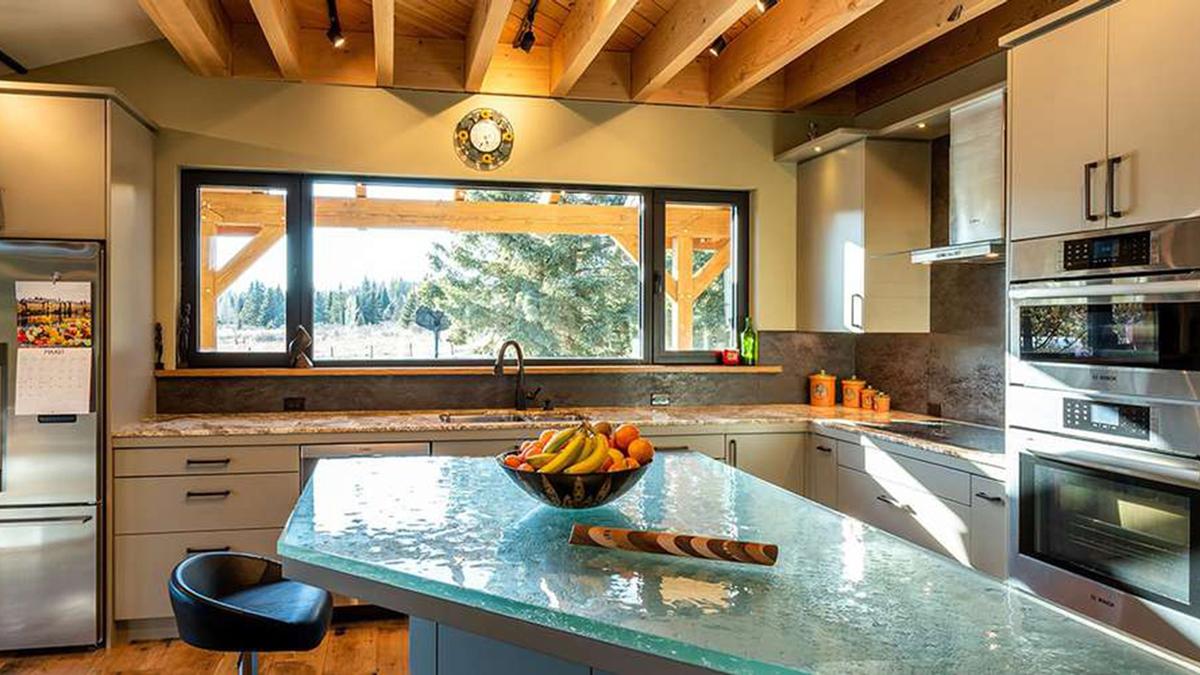 La confluence - Maison Living Building Challenge au Canada