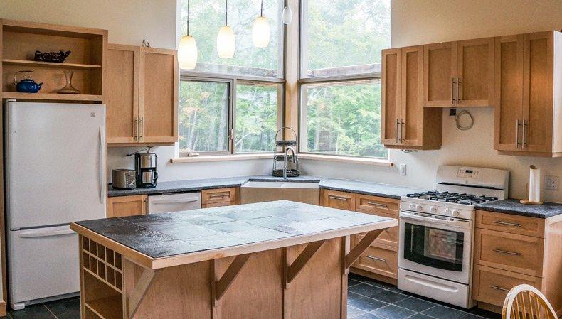 Appareils et systèmes mécaniques dans la maison hors-réseau