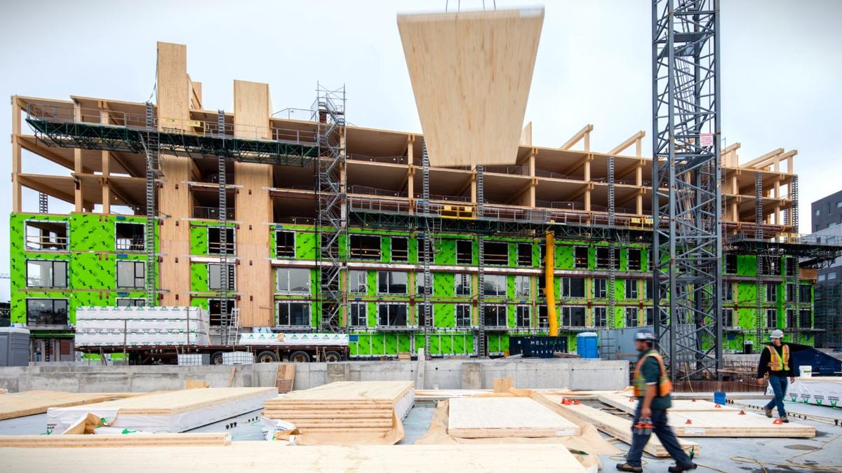 Construire des Bâtiments de Moyenne Hauteur en Bois au Québec