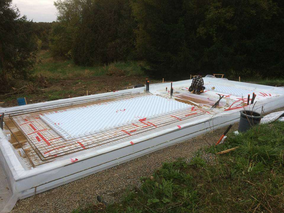 Montage du kit de dalle sur sol de 18’’ d'épaisseur