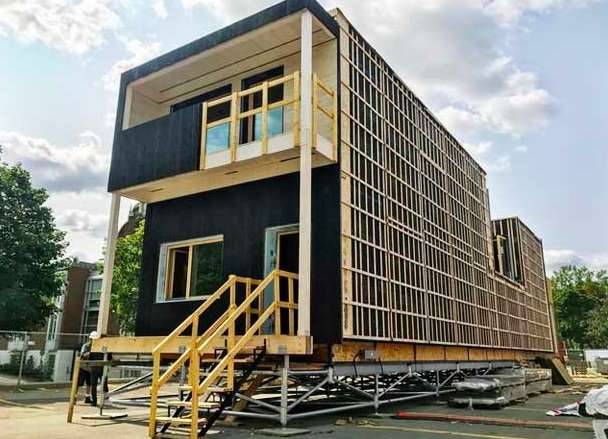 Une maison préfabriquée à haute performance énergétique passive au Québec