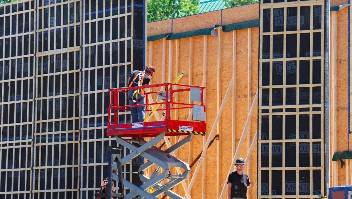 Construction d'une maison préfabriquée à haute performance énergétique passive au Québec