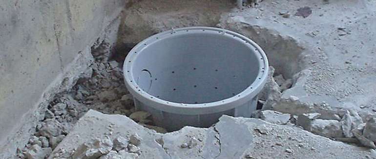 Installation du bassin de la fosse de la pompe de puisard dans un sous-sol : vous ne pouvez pas faire un gâteau sans casser quelques œufs!