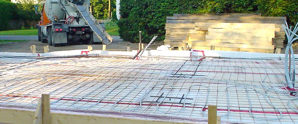 Guide de la dalle sur sol argileux: treillis métallique avant de couler le béton