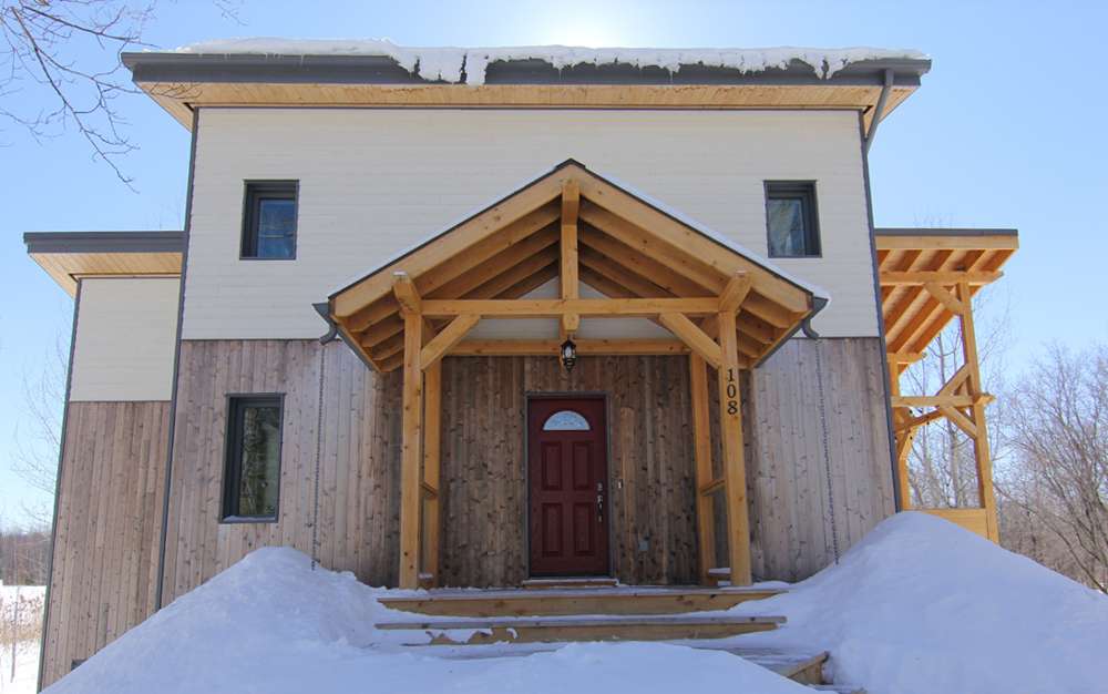 autoconstruction : la façade nord achevée