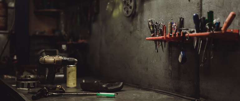 Le garage est une source polluants, il faut l'isoler, l'étanchéiser et le ventiler