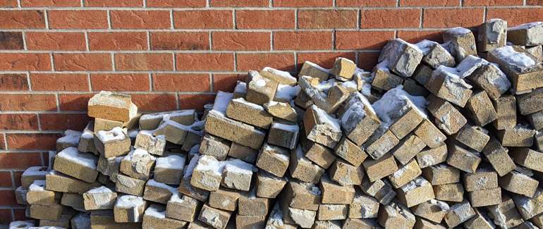 recycler les briques en chantier plutôt qu'envoyer a l'enfouissement