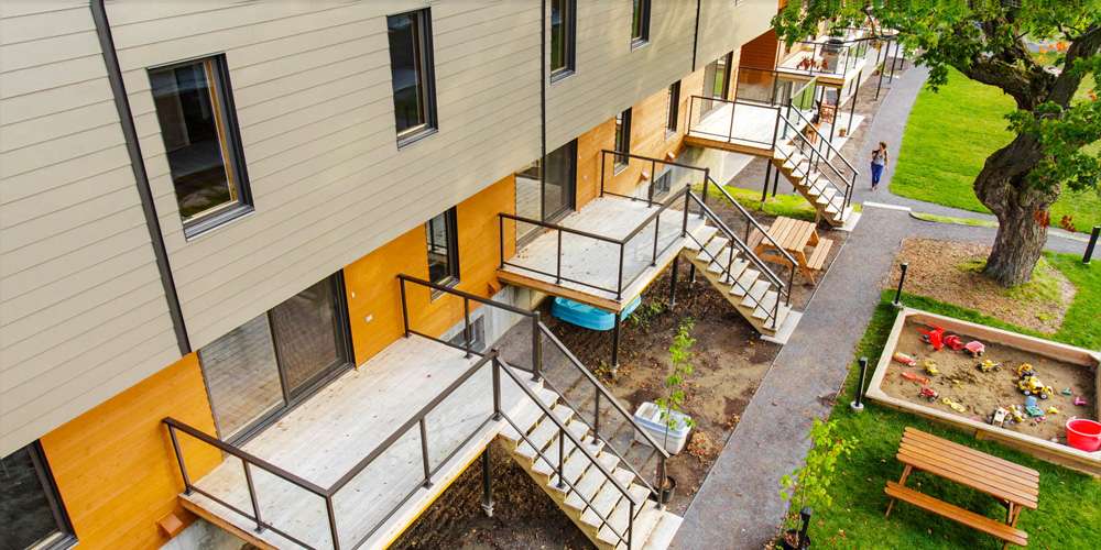 Cohabitat Québec, terrain de jeu et aménagement extérieur commun