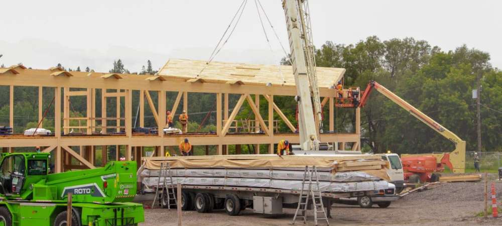 L'Hôtel de Ville de La Pêche en construction