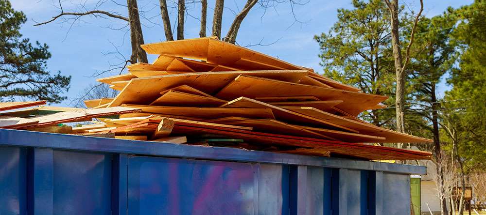 Conteneur à déchets de constructionen projets de rénovation 