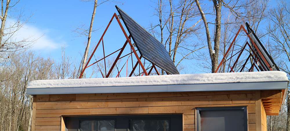 panneaux solaires pv avec support fixe
