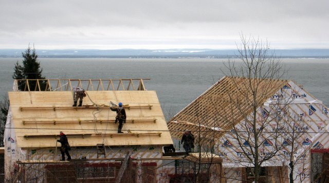 L'Heure Bleue LEED V4 Platine: construction de la toiture